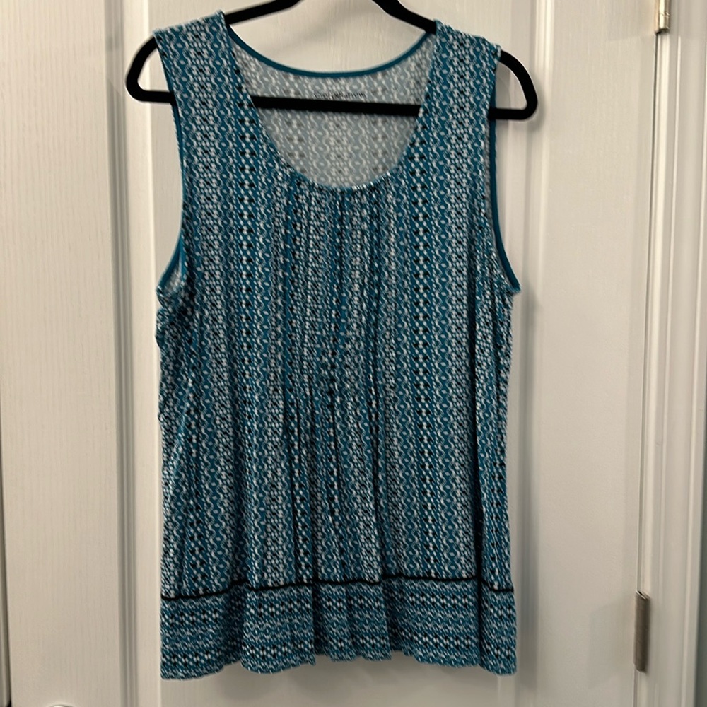 Croft & Barrow women's L blue with boho print flowy tank top